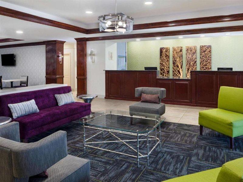 La Quinta By Wyndham Savannah Airport - Hotel 3*