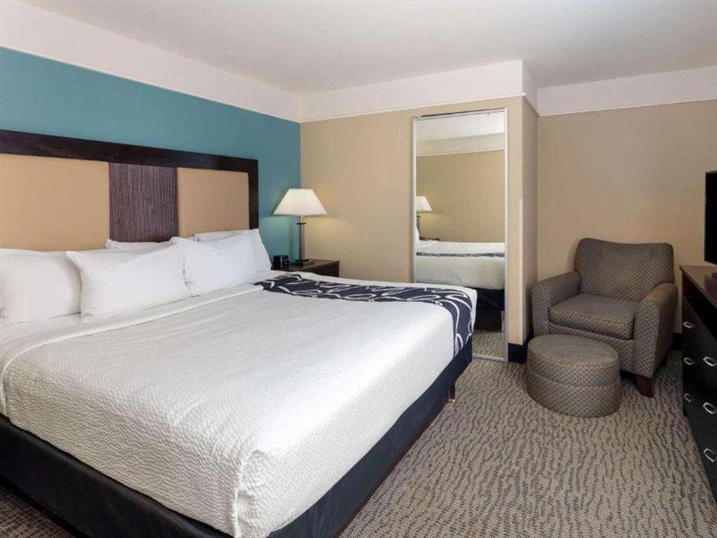 Hotel La Quinta By Wyndham Savannah Airport - 3*