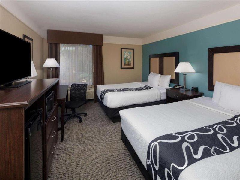 La Quinta By Wyndham Savannah Airport - 3*