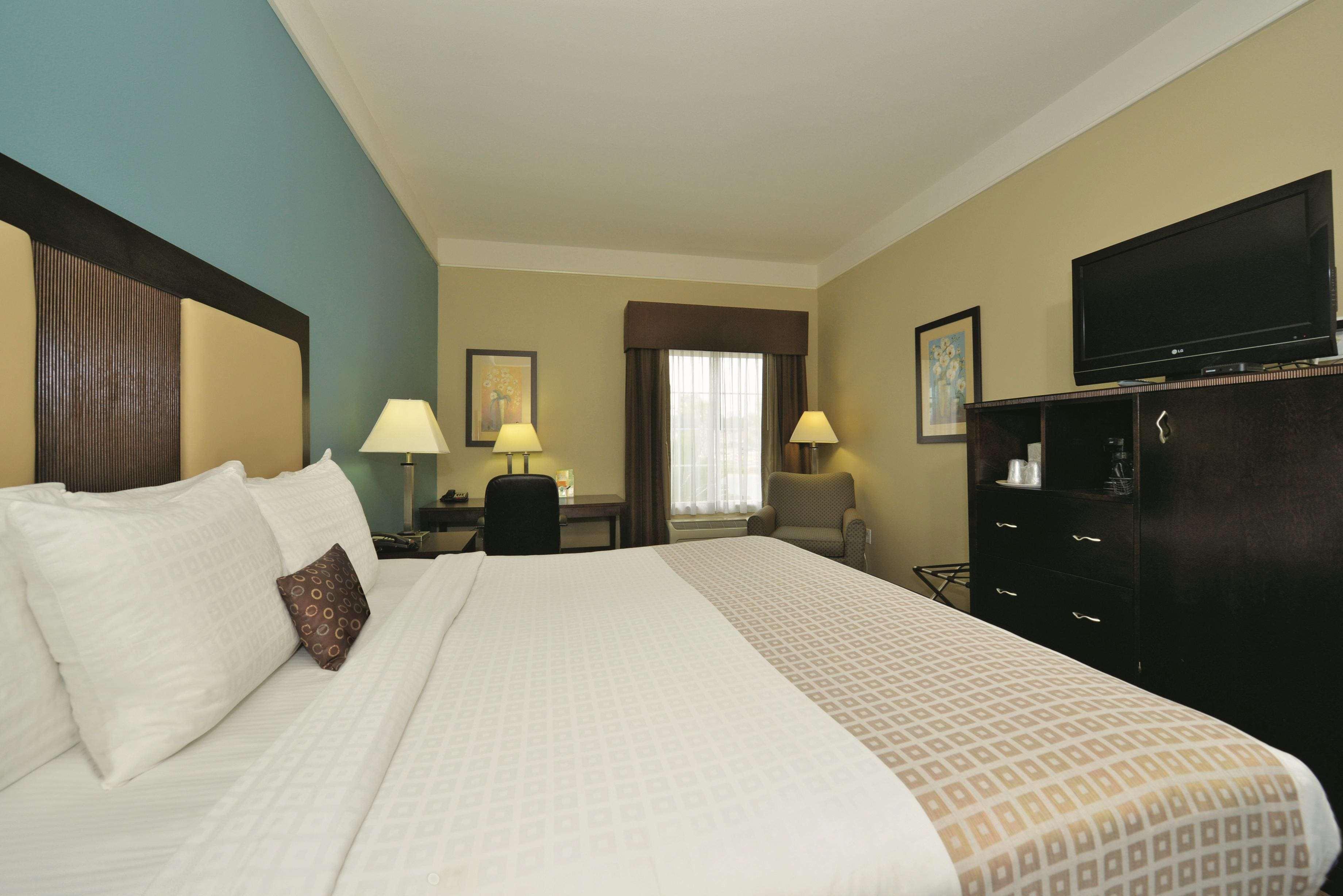 Hotel La Quinta By Wyndham Savannah Airport - 3*