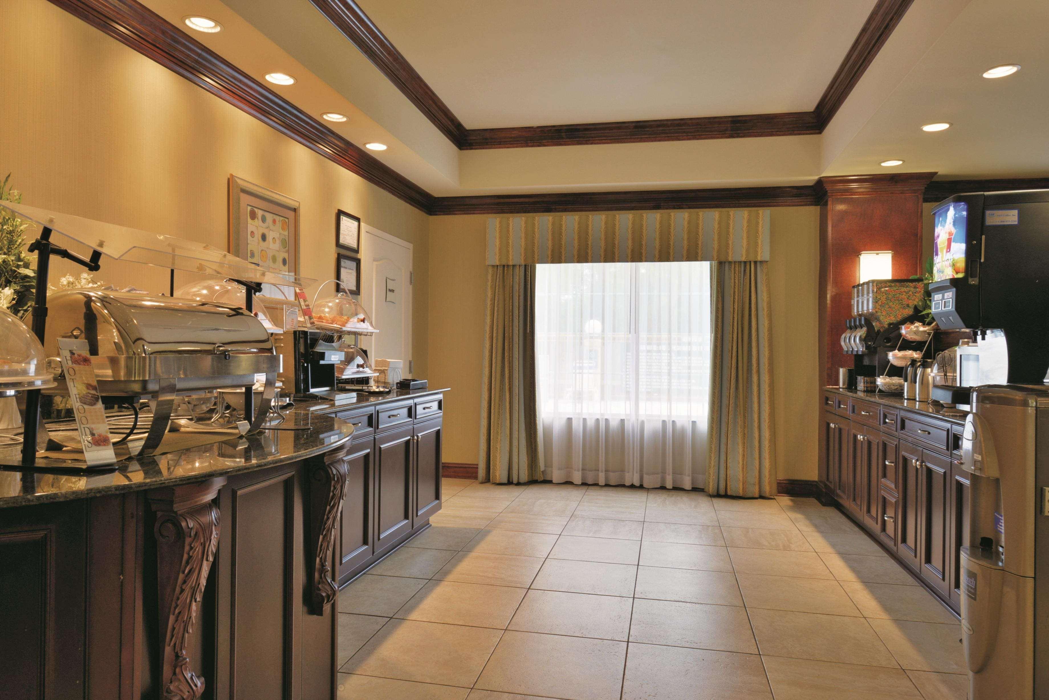 La Quinta By Wyndham Savannah Airport - 3*