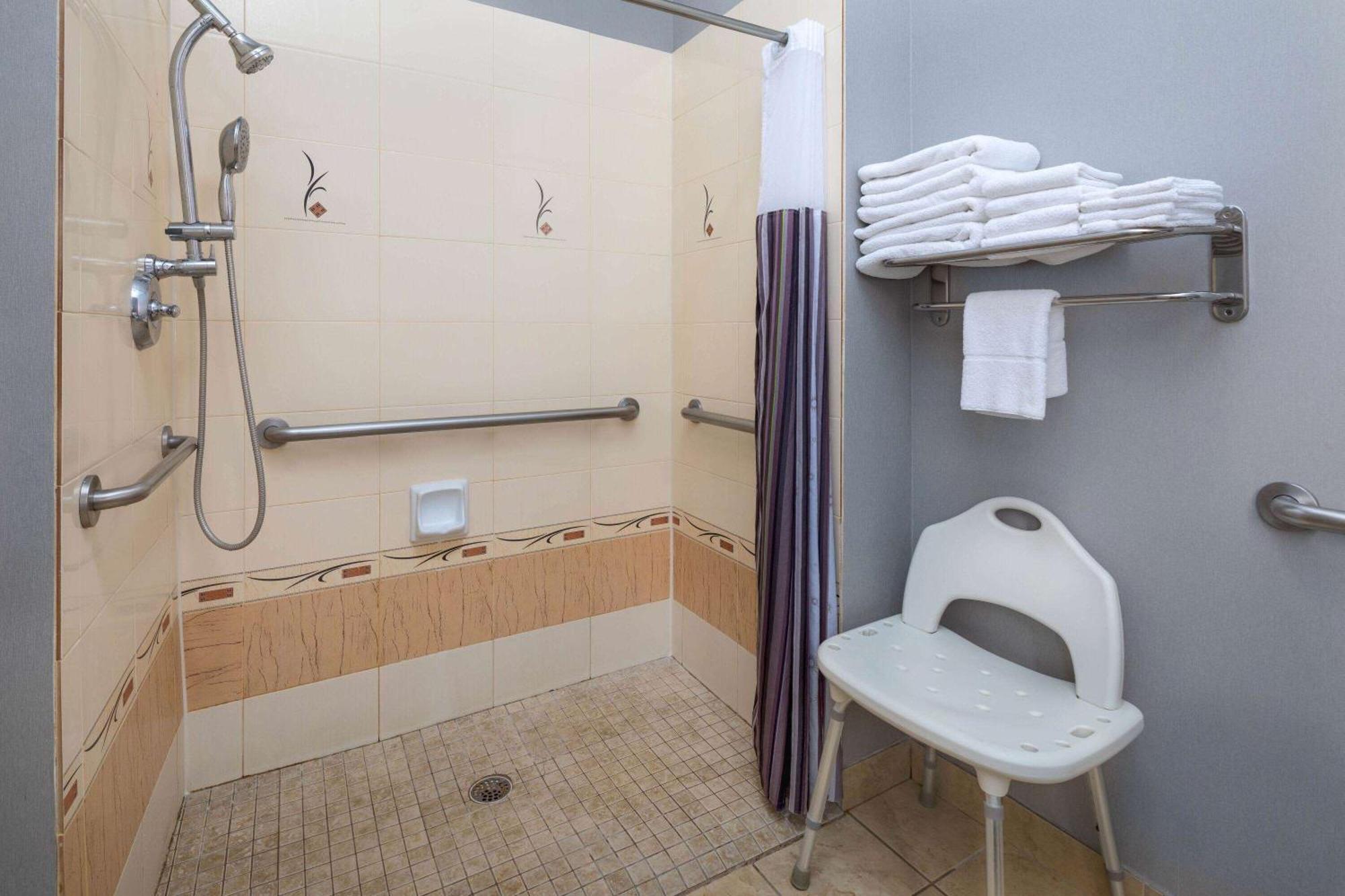 La Quinta By Wyndham Savannah Airport - Hotel Pooler
