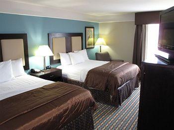 Hotel La Quinta By Wyndham Savannah Airport - 3*